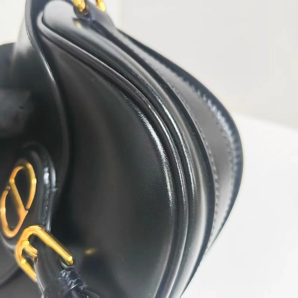 Dior Black Smooth Leather Bobby East-West Bag - Picture 7 of 11